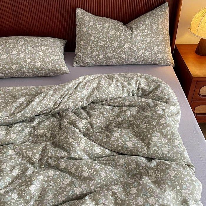 91家纺网 家纺一手货源 找家纺 一比一家纺 2025新款全棉母婴级抗菌有氧全棉双层纱亲肤全棉小清新印花三件套四件套 时光里