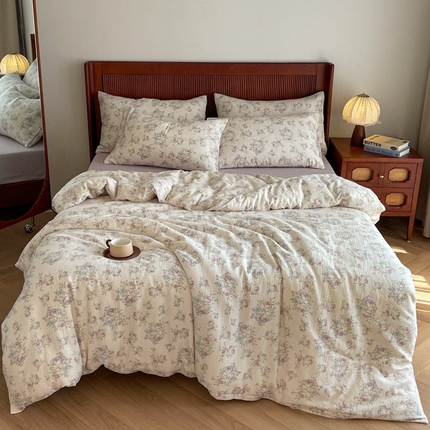 91家纺网 家纺一手货源 找家纺 一比一家纺 2025新款全棉母婴级抗菌有氧全棉双层纱亲肤全棉小清新印花三件套四件套 婆娑