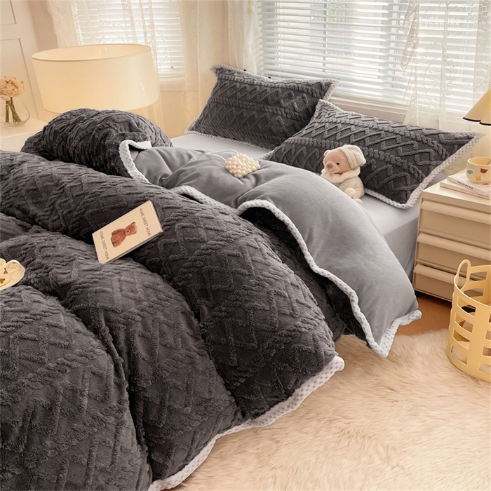 91家纺网 家纺一手货源 找家纺 梦舒羽 2025新款220克塔芙绒被套两用牛奶绒毛毯 至尊灰