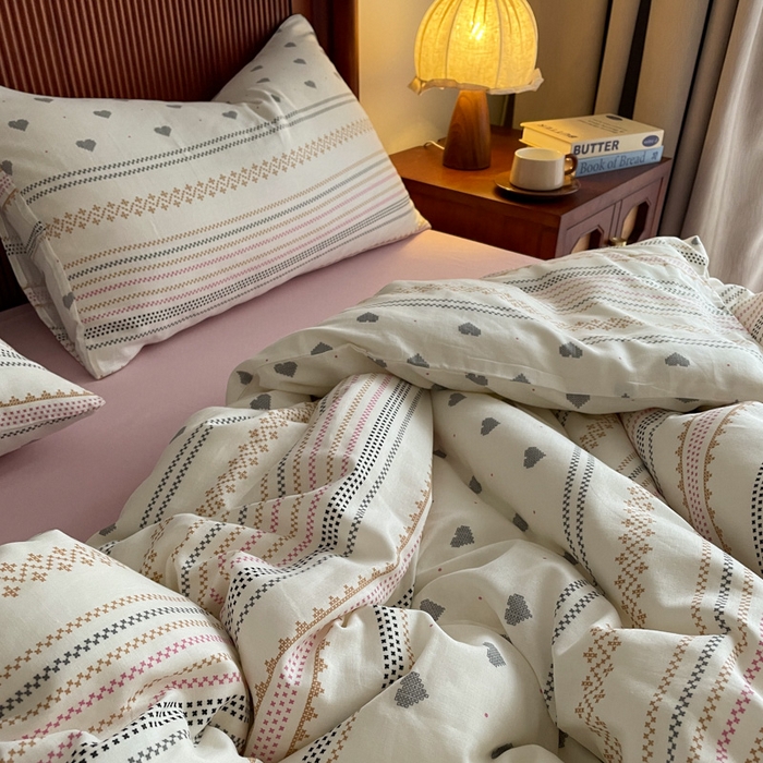 91家纺网 家纺一手货源 找家纺 一比一家纺 2025新款全棉母婴级抗菌有氧全棉双层纱亲肤全棉小清新印花三件套四件套 再别康桥