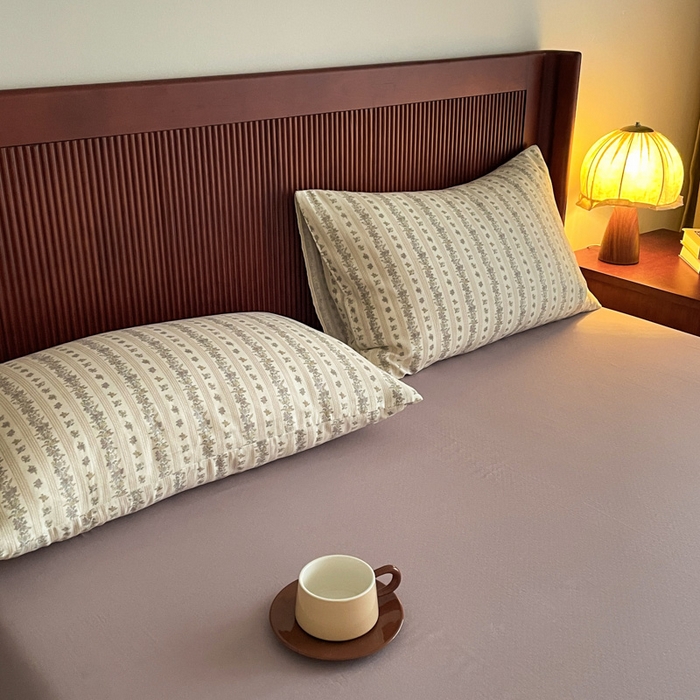 91家纺网 家纺一手货源 找家纺 一比一家纺 2025新款全棉母婴级抗菌有氧全棉双层纱亲肤全棉小清新印花三件套四件套 再见六丁目