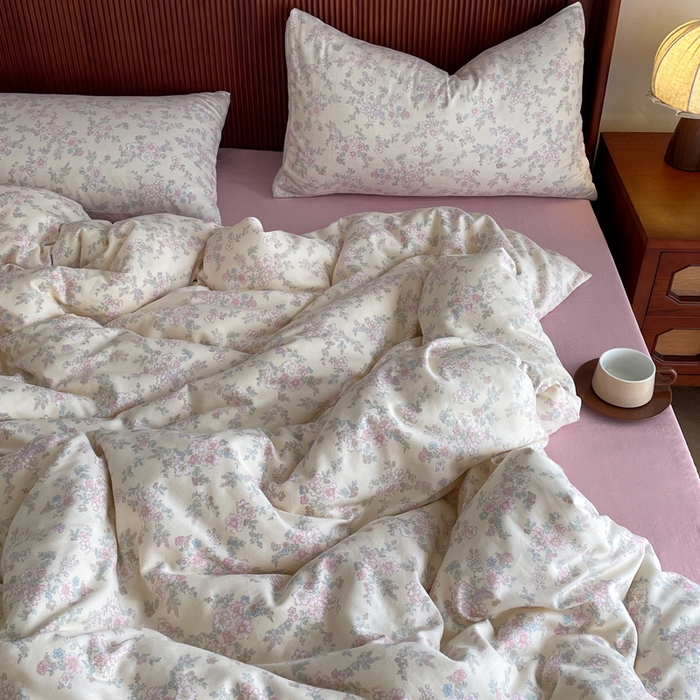 91家纺网 家纺一手货源 找家纺 一比一家纺 2025新款全棉母婴级抗菌有氧全棉双层纱亲肤全棉小清新印花三件套四件套 罗拉小姐