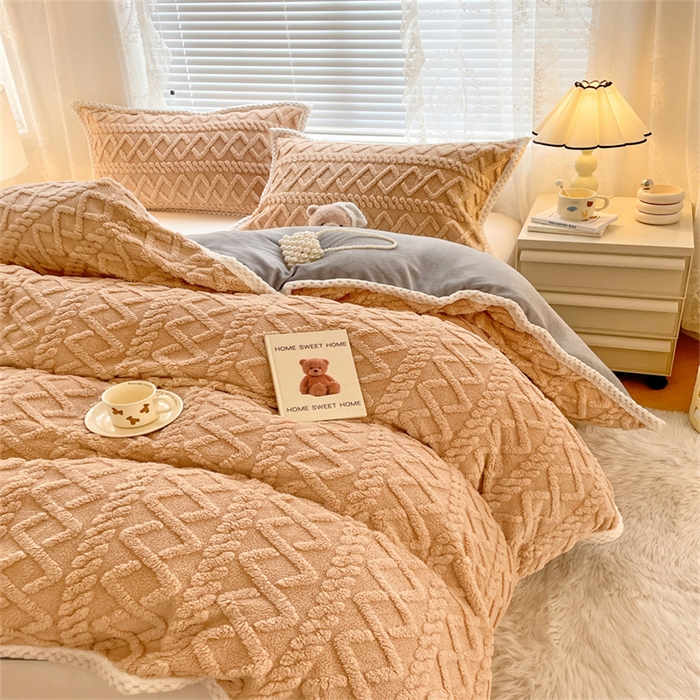 91家纺网 家纺一手货源 找家纺 梦舒羽 2025新款220克塔芙绒被套两用牛奶绒毛毯 优雅咖