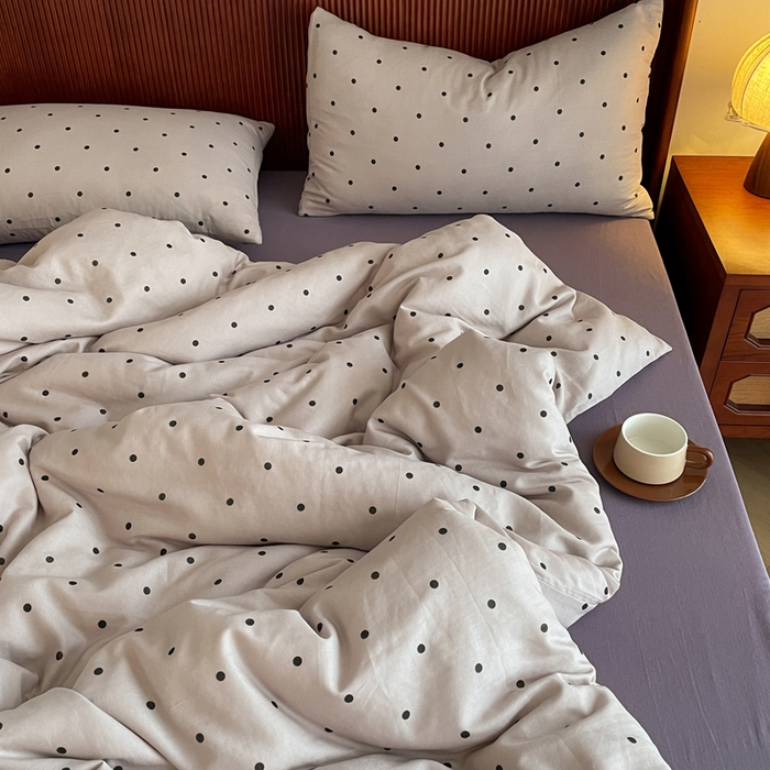 91家纺网 家纺一手货源 找家纺 一比一家纺 2025新款全棉母婴级抗菌有氧全棉双层纱亲肤全棉小清新印花三件套四件套 芋泥啵啵