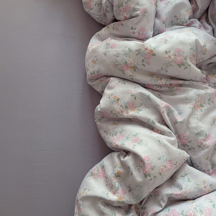 91家纺网 家纺一手货源 找家纺 一比一家纺 2025新款全棉母婴级抗菌有氧全棉双层纱亲肤全棉小清新印花三件套四件套 里德油画