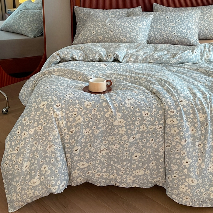 91家纺网 家纺一手货源 找家纺 一比一家纺 2025新款全棉母婴级抗菌有氧全棉双层纱亲肤全棉小清新印花三件套四件套 木槿花-兰