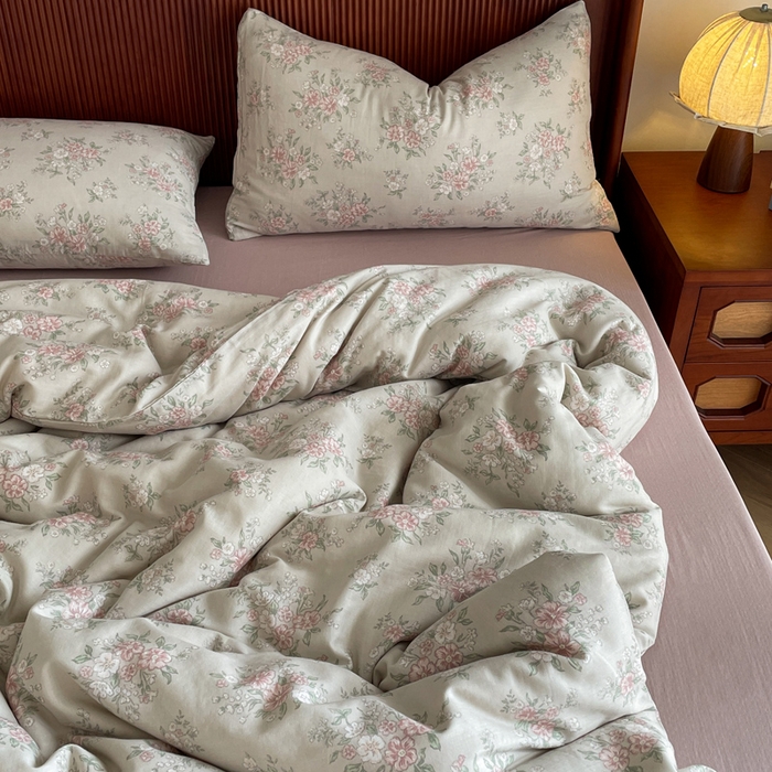 91家纺网 家纺一手货源 找家纺 一比一家纺 2025新款全棉母婴级抗菌有氧全棉双层纱亲肤全棉小清新印花三件套四件套 莱茵茶桂