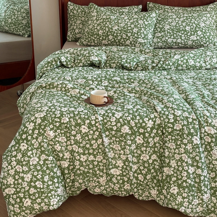 91家纺网 家纺一手货源 找家纺 一比一家纺 2025新款全棉母婴级抗菌有氧全棉双层纱亲肤全棉小清新印花三件套四件套 木槿花-绿