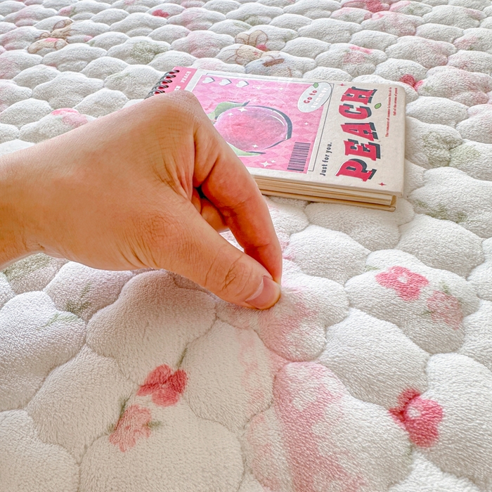 91家纺网 家纺一手货源 找家纺 慕尚家纺 2025牛奶绒床盖床褥被套三件套四件套 床垫-蝴蝶小兔