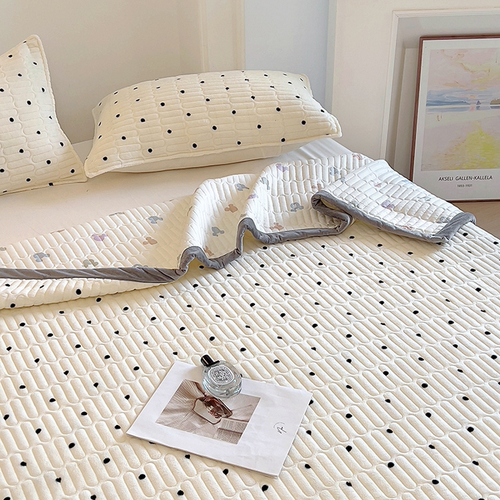 91家纺网 家纺一手货源 找家纺 （总）美梦家纺 2024新款牛奶绒简单款夹棉床盖三件套