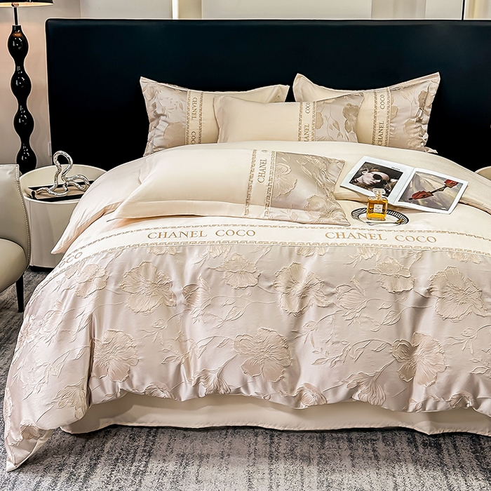 91家纺网 家纺一手货源 找家纺 （总）宅家居 2024新款轻奢拼接亲肤精梳棉磨毛浮雕刺绣四件套-珍妮花房