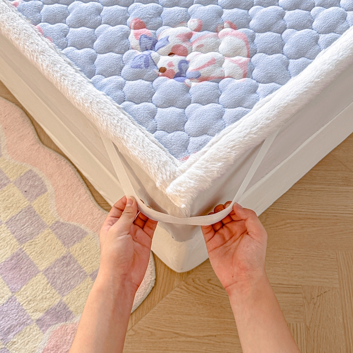 91家纺网 家纺一手货源 找家纺 慕尚家纺 2025牛奶绒床盖床褥被套三件套四件套 床垫-醒醒兔