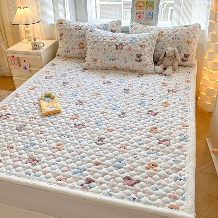 91家纺网 家纺一手货源 找家纺 慕尚家纺 2025牛奶绒床盖床褥被套三件套四件套 床垫-图图狗