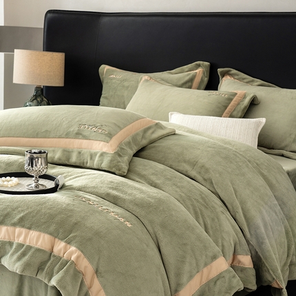 91家纺网 家纺一手货源 找家纺 （总）时亿家居 2024新款300g牛奶绒绣花四件套-奢系列