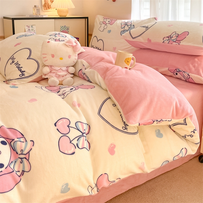 91家纺网 家纺一手货源 找家纺 星座家纺 2025新款三丽鸥小版牛奶绒四件套 樱桃美乐蒂