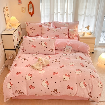 91家纺网 家纺一手货源 找家纺 星座家纺 2025新款三丽鸥小版牛奶绒四件套 蝴蝶结KT猫粉