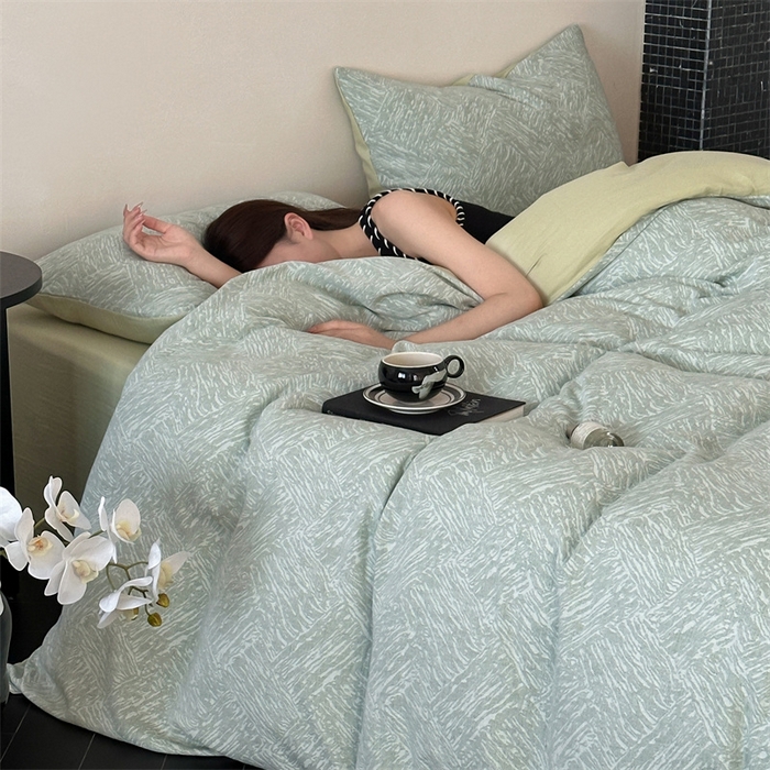 91家纺网 家纺一手货源 找家纺 梦享生活家居 2024新款色织三层提花墨尔本系列四件套 墨尔本浅绿