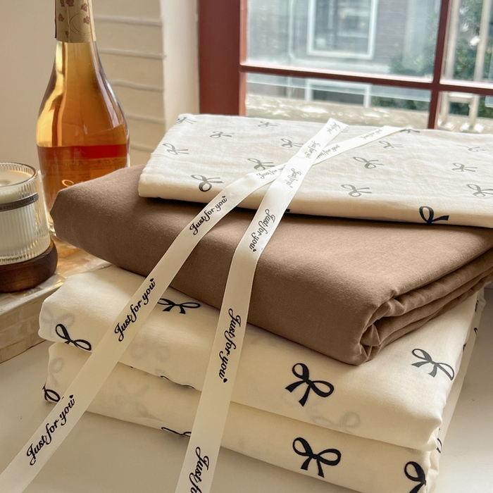 91家纺网 家纺一手货源 找家纺 一比一家纺 2025新款全棉母婴级抗菌有氧全棉双层纱亲肤全棉小清新印花三件套四件套 蝴蝶可颂-黑