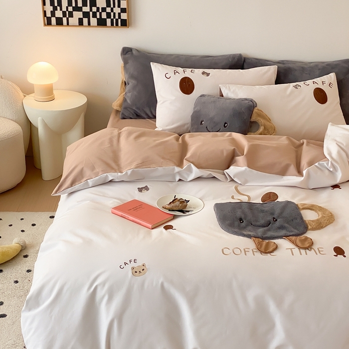 91家纺网 家纺一手货源 找家纺 朗莎家纺 2024新款卡通系列磨毛五件套 咖富即贵