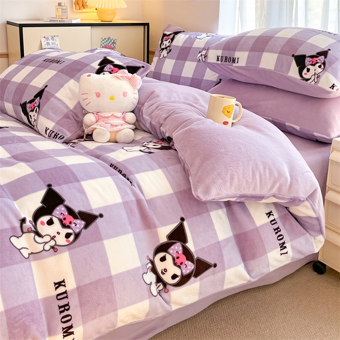 91家纺网 家纺一手货源 找家纺 星座家纺 2025新款三丽鸥小版牛奶绒四件套 格子库洛米