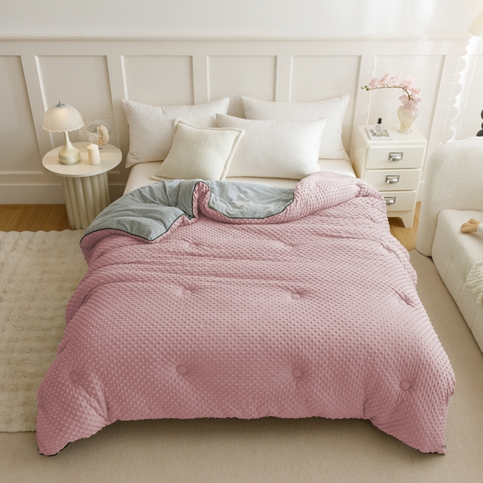 91家纺网 家纺一手货源 找家纺 凉百百 2024新款豆豆绒被芯系列 粉