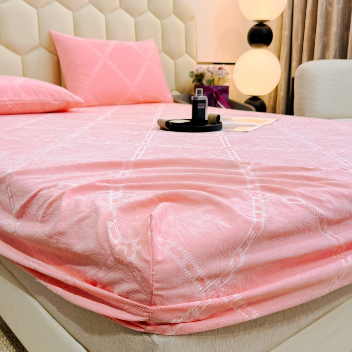 91家纺网 家纺一手货源 找家纺 太阳树家纺 2025新款A类雪尼尔提花绒床笠 安东尼-粉