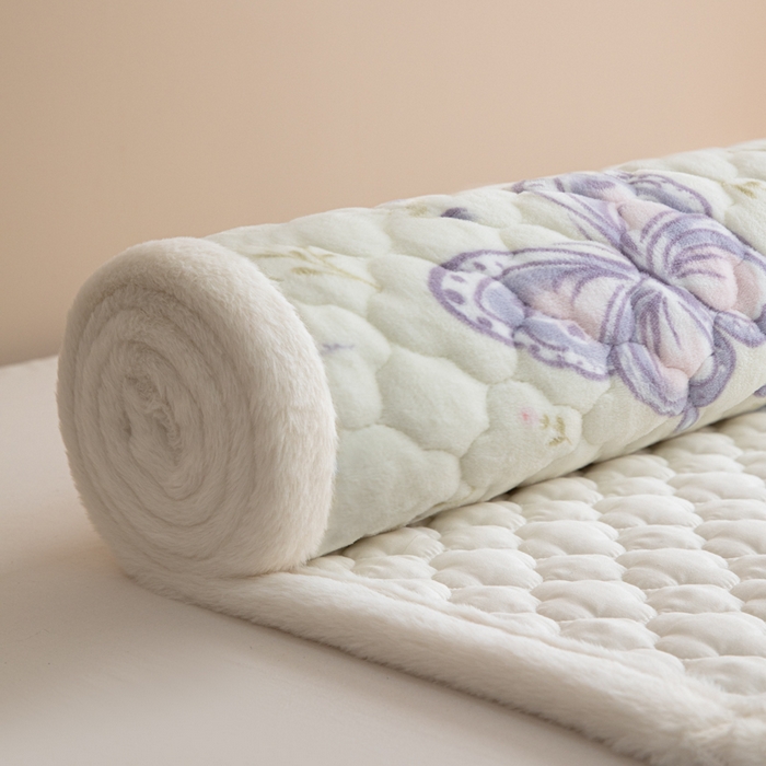 91家纺网 家纺一手货源 找家纺 慕尚家纺 2025牛奶绒床盖床褥被套三件套四件套 床垫-蝴蝶花