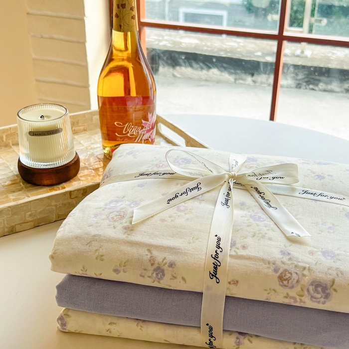 91家纺网 家纺一手货源 找家纺 一比一家纺 2025新款全棉母婴级抗菌有氧全棉双层纱亲肤全棉小清新印花三件套四件套 薄雾玫瑰