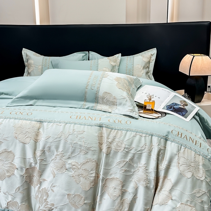 91家纺网 家纺一手货源 找家纺 宅家居 2024新款轻奢拼接亲肤精梳棉磨毛浮雕刺绣四件套-珍妮花房 珍妮花房-抹茶绿