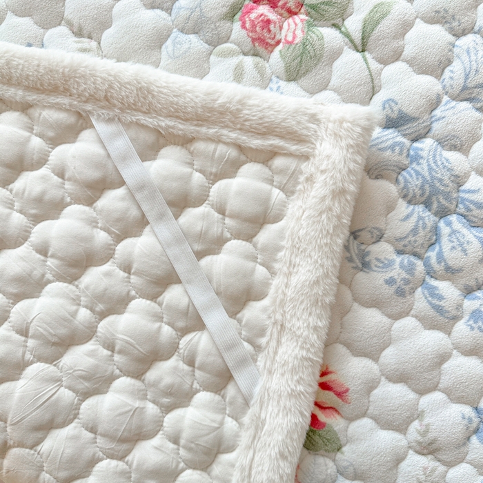 91家纺网 家纺一手货源 找家纺 慕尚家纺 2025牛奶绒床盖床褥被套三件套四件套 床垫-画意