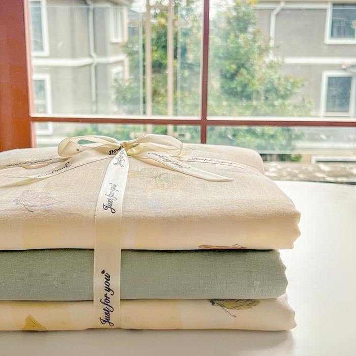 91家纺网 家纺一手货源 找家纺 一比一家纺 2025新款全棉母婴级抗菌有氧全棉双层纱亲肤全棉小清新印花三件套四件套 蝶舞