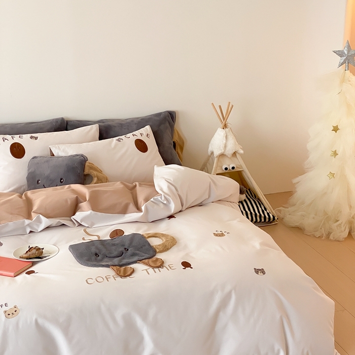 91家纺网 家纺一手货源 找家纺 朗莎家纺 2024新款卡通系列磨毛五件套 咖富即贵