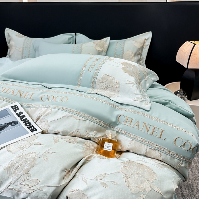 91家纺网 家纺一手货源 找家纺 宅家居 2024新款轻奢拼接亲肤精梳棉磨毛浮雕刺绣四件套-珍妮花房 珍妮花房-抹茶绿