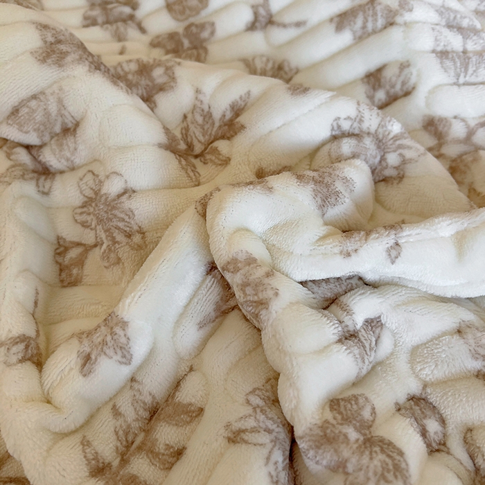 91家纺网 家纺一手货源 找家纺 美梦家纺 2024新款牛奶绒简单款夹棉床盖四件套 蝶舞咖