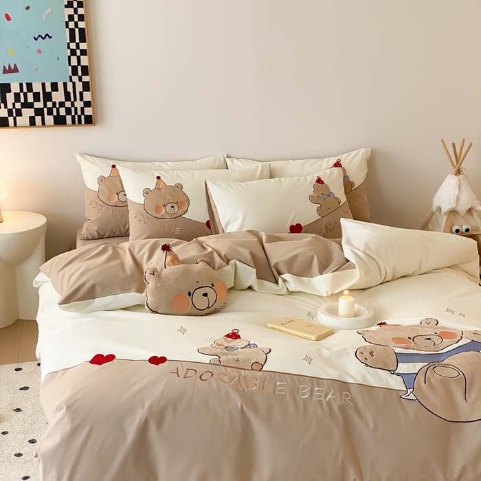 91家纺网 家纺一手货源 找家纺 朗莎家纺 2024新款卡通系列磨毛五件套 贝贝熊