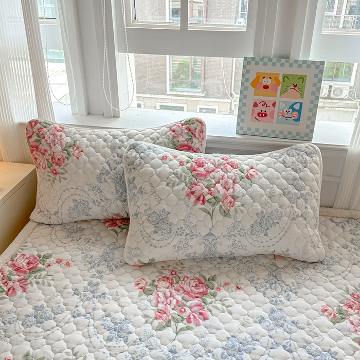 91家纺网 家纺一手货源 找家纺 慕尚家纺 2025牛奶绒床盖床褥被套三件套四件套 床垫-画意