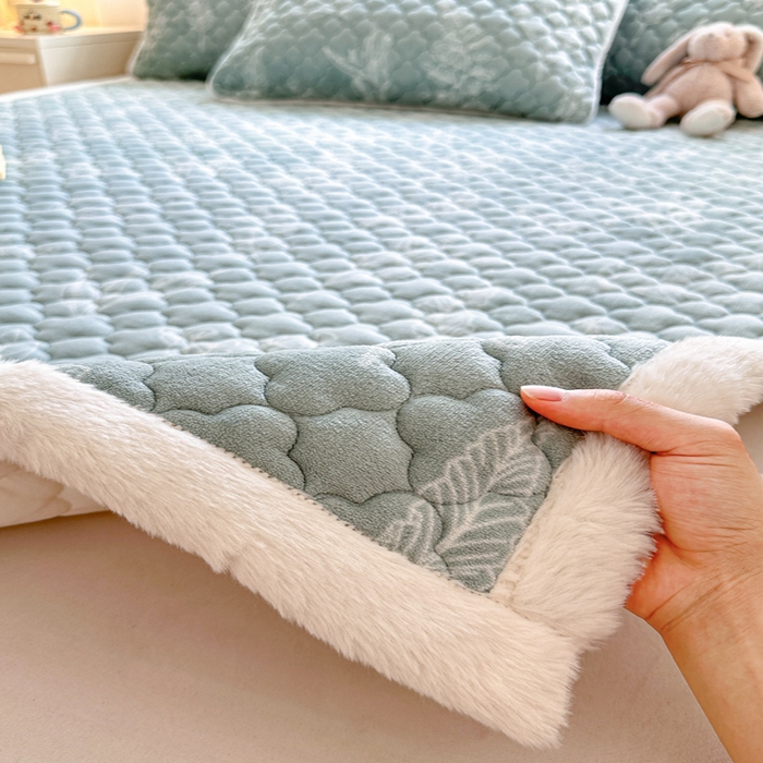 91家纺网 家纺一手货源 找家纺 慕尚家纺 2025牛奶绒床盖床褥被套三件套四件套 床垫-生态叶