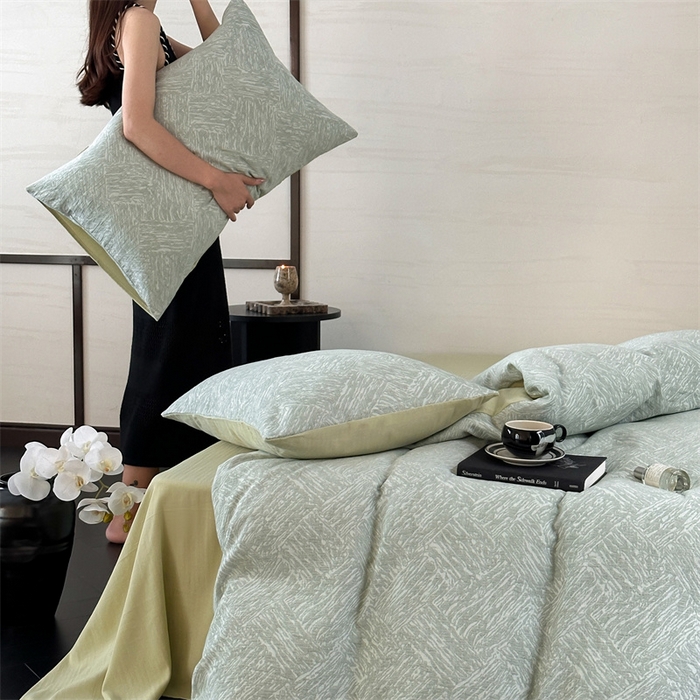 91家纺网 家纺一手货源 找家纺 梦享生活家居 2024新款色织三层提花墨尔本系列四件套 墨尔本浅绿