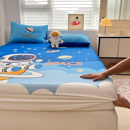 91家纺网 家纺一手货源 找家纺 孩子王家纺 2025新款三丽鸥太空人全棉卡通床笠单件床罩床垫保护罩全包床单被套 太空旅行