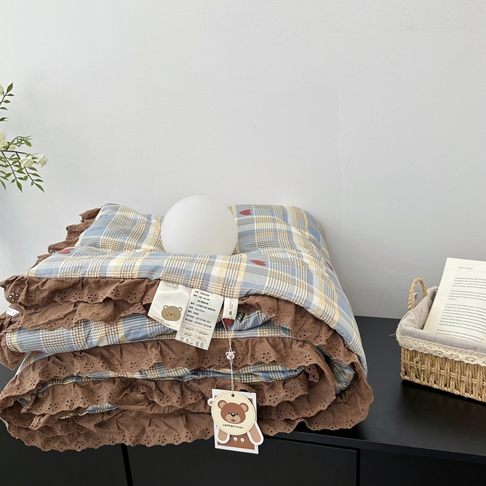 91家纺网 家纺一手货源 找家纺 佰织鑫家居 2024新款全棉法式花边懒人豆豆被 莱恩