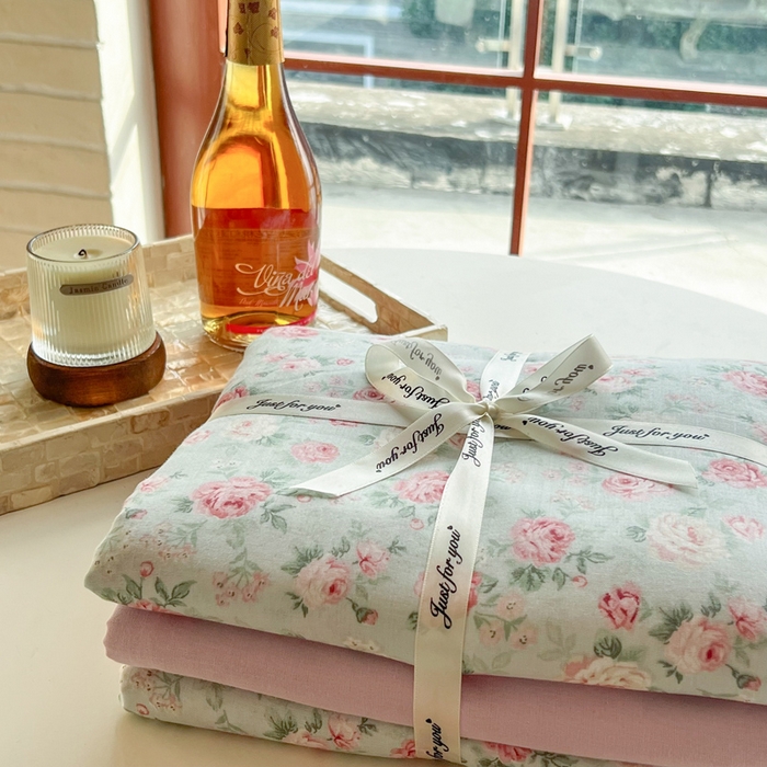 91家纺网 家纺一手货源 找家纺 一比一家纺 2025新款全棉母婴级抗菌有氧全棉双层纱亲肤全棉小清新印花三件套四件套 兰桂坊