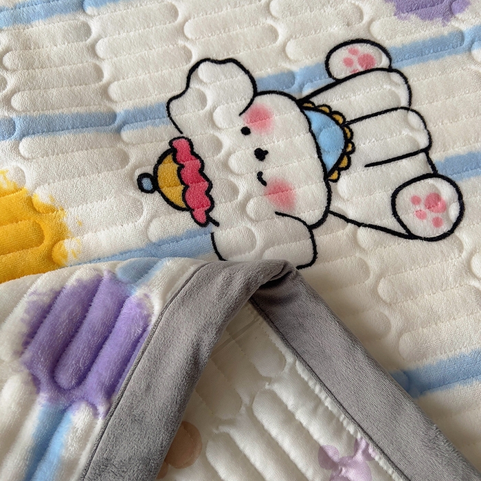 91家纺网 家纺一手货源 找家纺 美梦家纺 2024新款牛奶绒简单款夹棉床盖四件套 乖乖狗