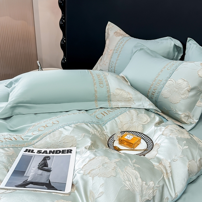 91家纺网 家纺一手货源 找家纺 宅家居 2024新款轻奢拼接亲肤精梳棉磨毛浮雕刺绣四件套-珍妮花房 珍妮花房-抹茶绿