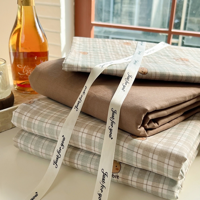 91家纺网 家纺一手货源 找家纺 一比一家纺 2025新款全棉母婴级抗菌有氧全棉双层纱亲肤全棉小清新印花三件套四件套 极简主义