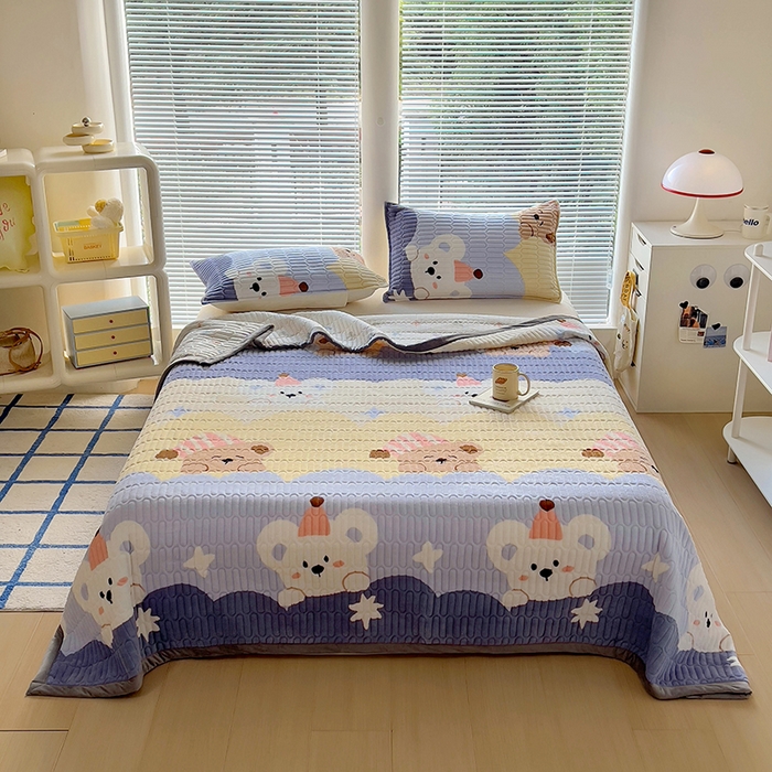 91家纺网 家纺一手货源 找家纺 美梦家纺 2024新款牛奶绒简单款夹棉床盖四件套 萌宝