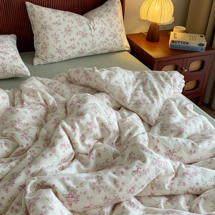 91家纺网 家纺一手货源 找家纺 （总）一比一家纺 2025新款全棉母婴级抗菌有氧全棉双层纱亲肤全棉小清新印花三件套四件套