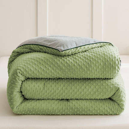 凉百百 2024新款豆豆绒被芯系列 绿