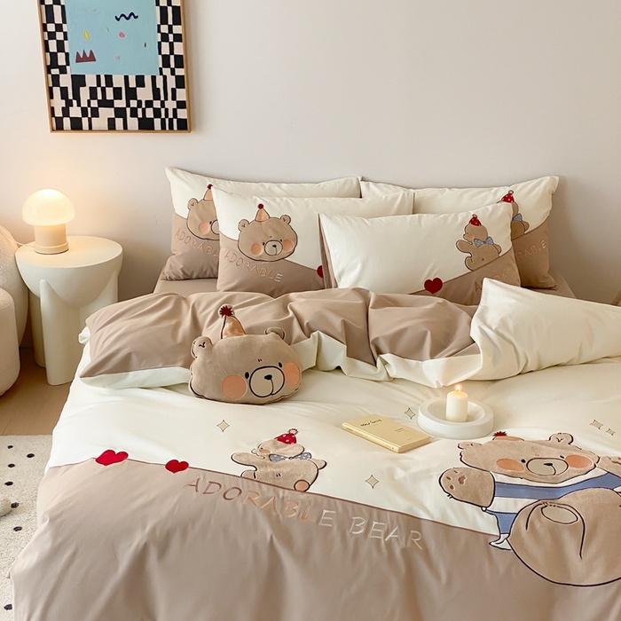 91家纺网 家纺一手货源 找家纺 朗莎家纺 2024新款卡通系列磨毛五件套 贝贝熊