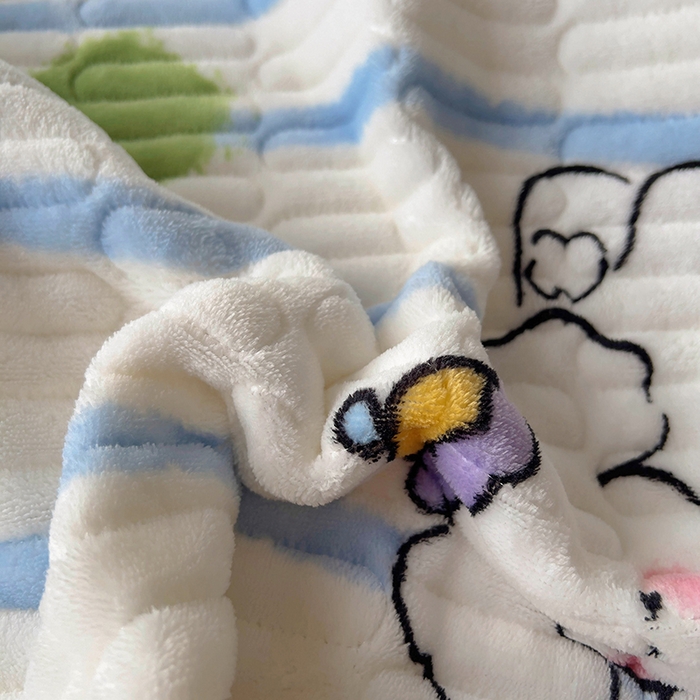 91家纺网 家纺一手货源 找家纺 美梦家纺 2024新款牛奶绒简单款夹棉床盖四件套 乖乖狗