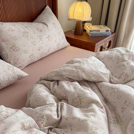 91家纺网 家纺一手货源 找家纺 （总）一比一家纺 2025新款全棉母婴级抗菌有氧全棉双层纱亲肤全棉小清新印花三件套四件套